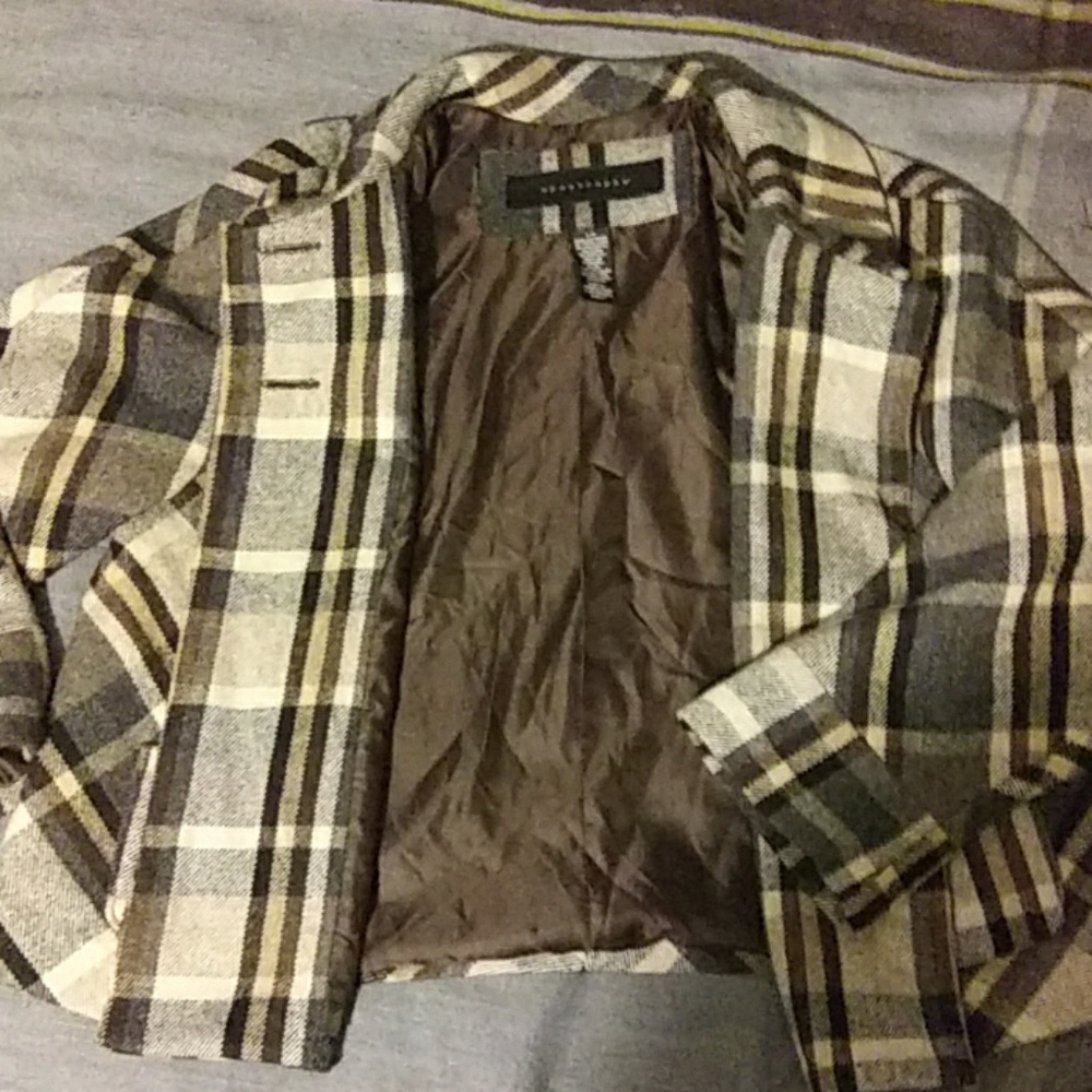 Jacket - Picture 3 of 6